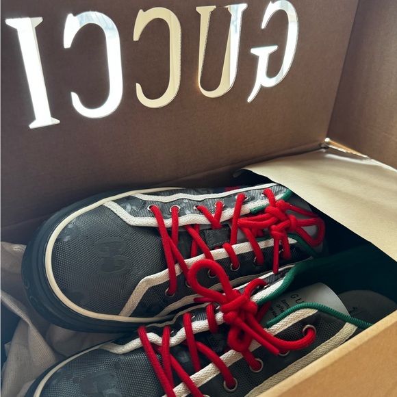 Gucci Men’s Sneakers With Box - Picture 9 of 10
